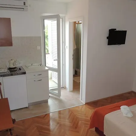 Seaside Макарска